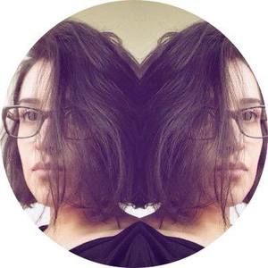 Meet your Posher, Carolina